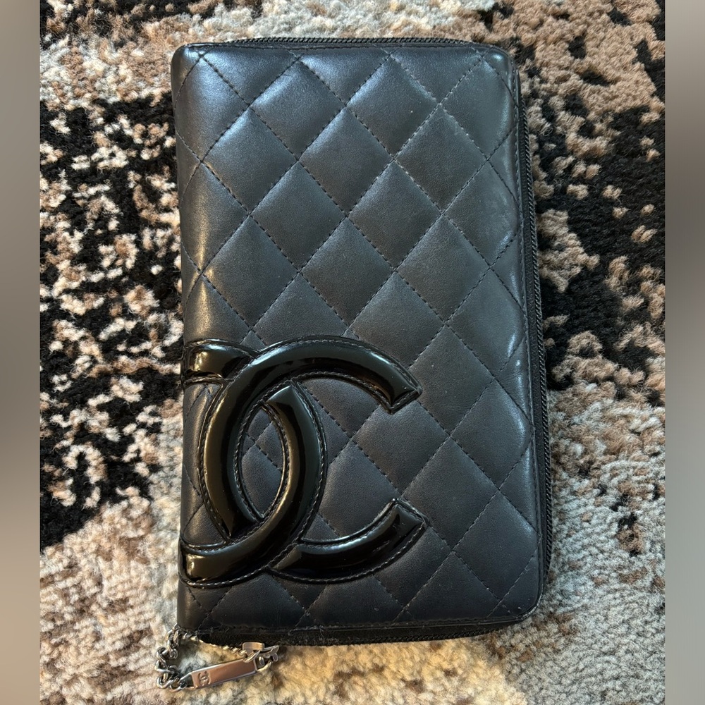 Authentic Chanel Cambon Zipper Organizer